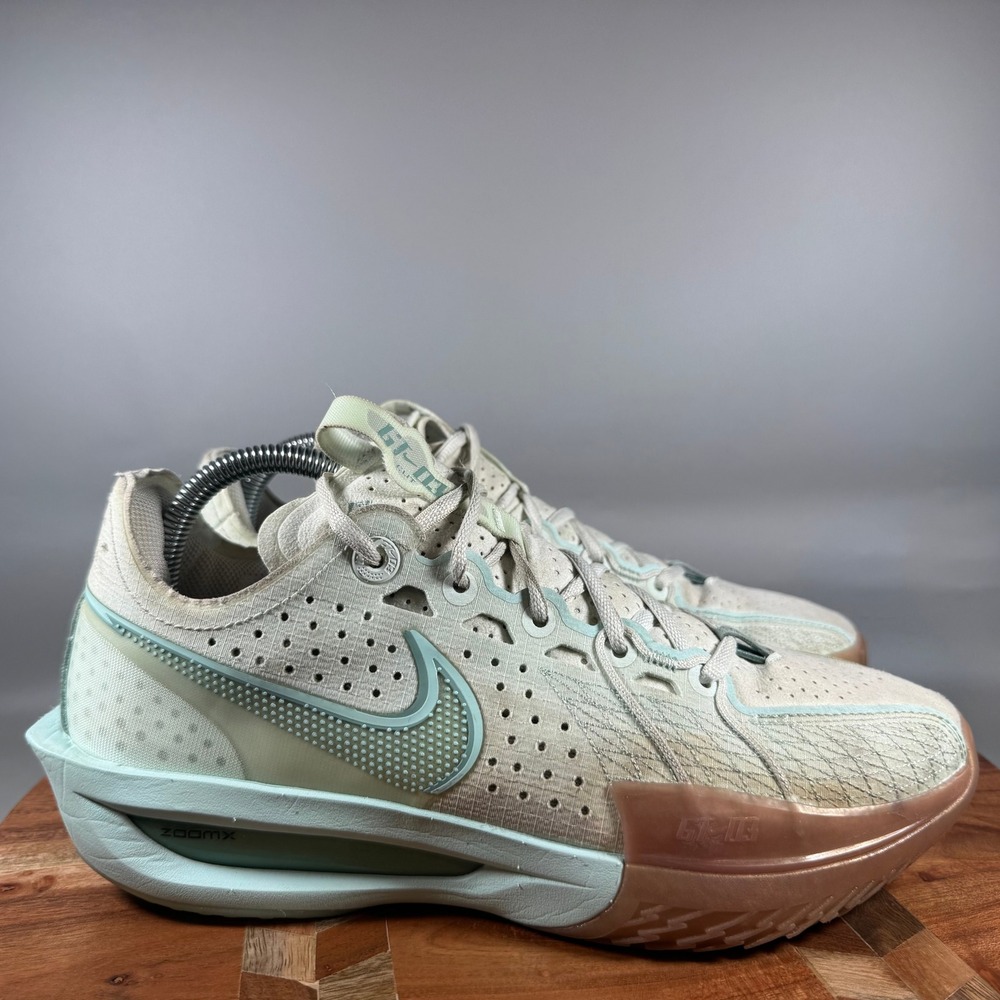 Nike Air Zoom GT Cut 3 Shine Together Barely Volt HF1571-300 Womens 9 Basketball